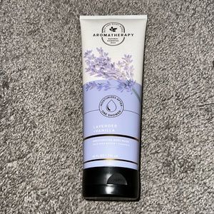 Lavender vanilla moisturizing body wash